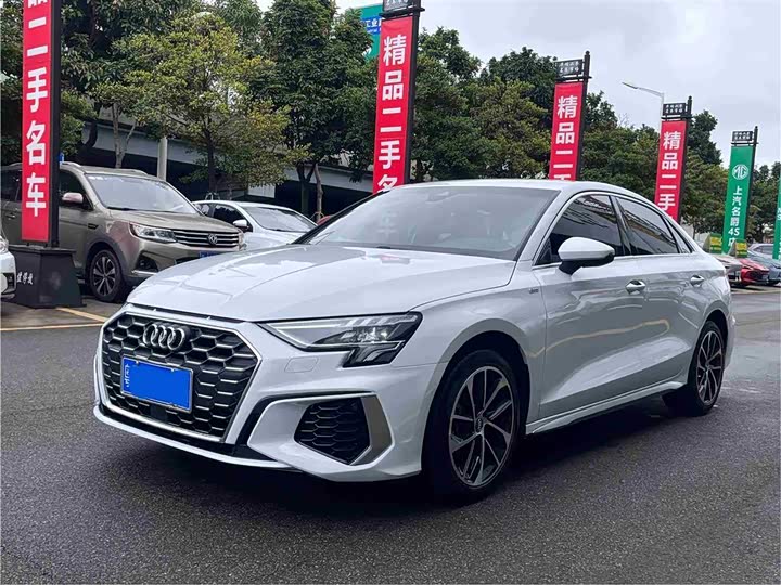 Фото 1 - Audi A3