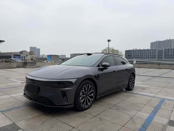 Фото 1 - Zeekr 007 GT