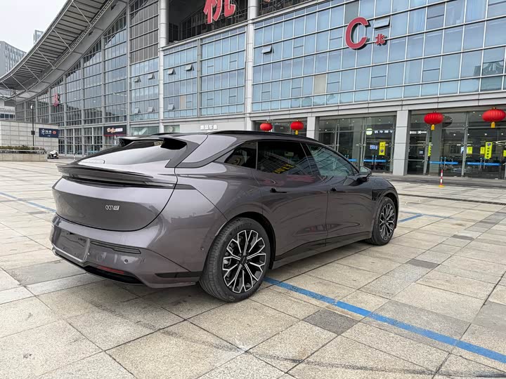 Фото 5 - Zeekr 007 GT