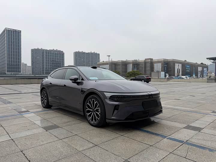 Фото 6 - Zeekr 007 GT