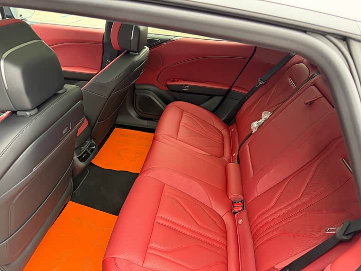 Фото 8 - Zeekr 007 GT