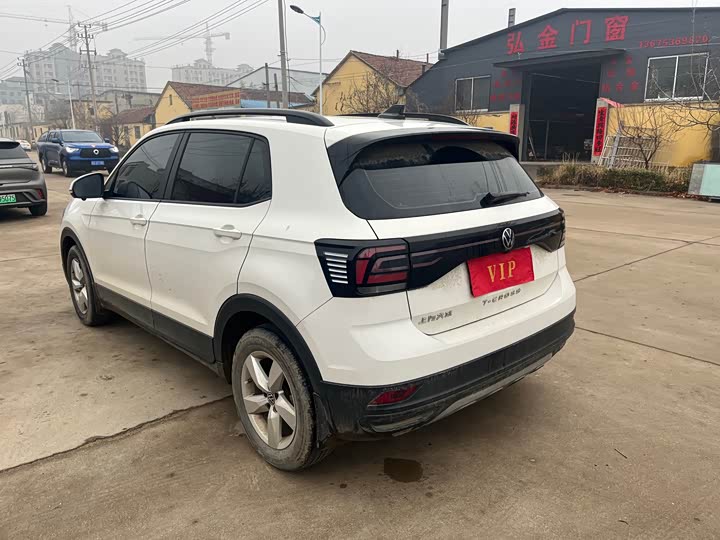 Фото 9 - Volkswagen T-Cross