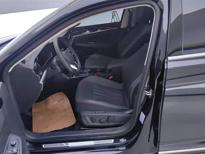 Photo 9 - Volkswagen Passat