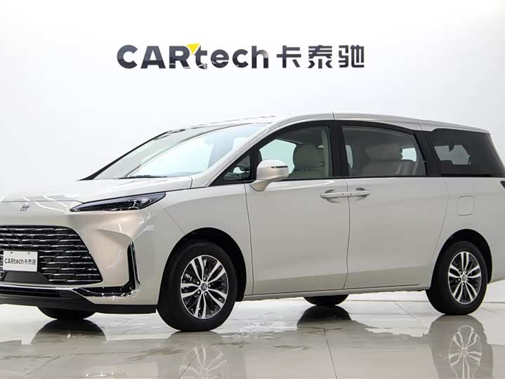 Фото 1 - Buick GL8 ES