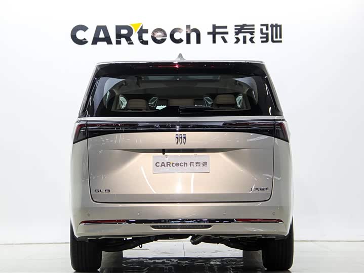 Фото 5 - Buick GL8 ES