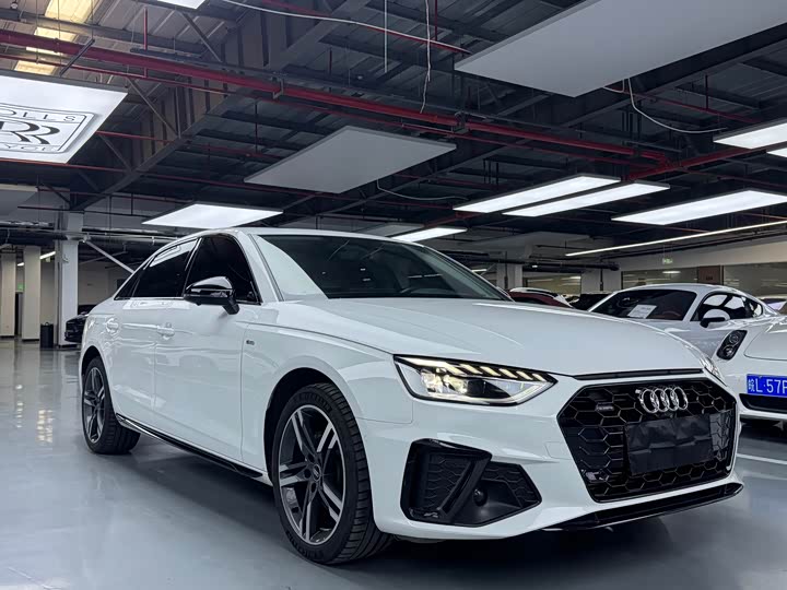 Zdjęcie 3 - Audi A4L