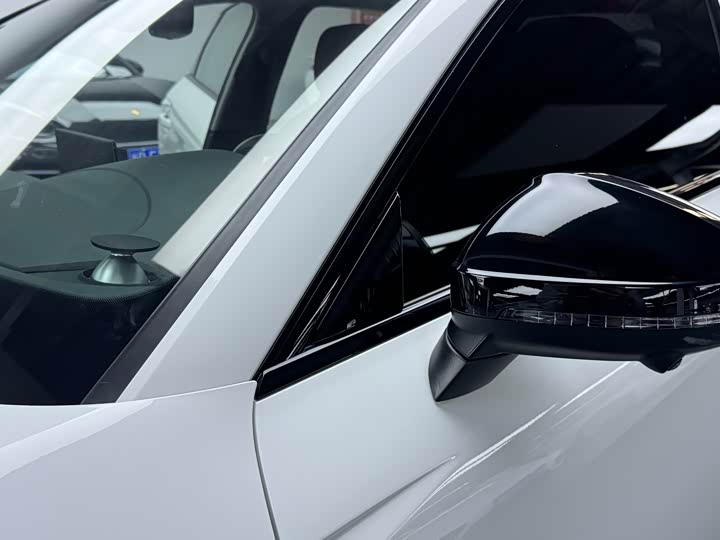 Zdjęcie 5 - Audi A4L