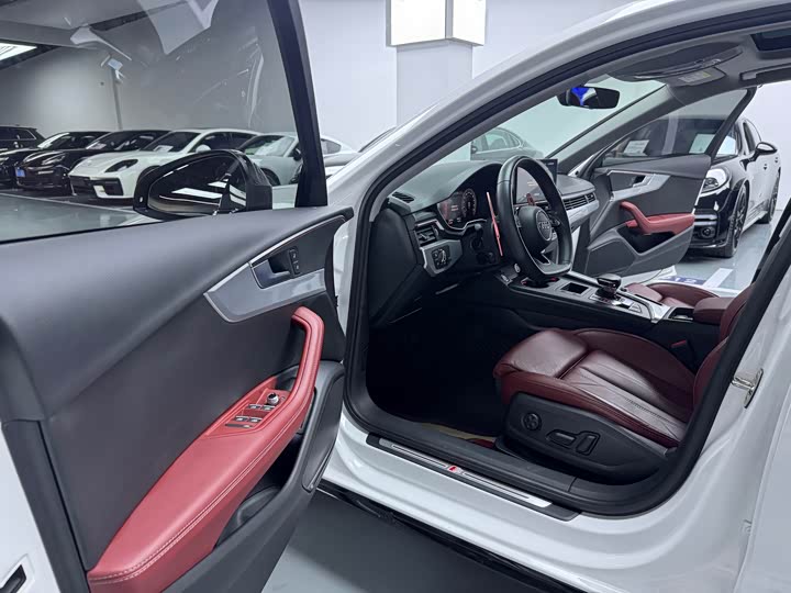 Zdjęcie 8 - Audi A4L