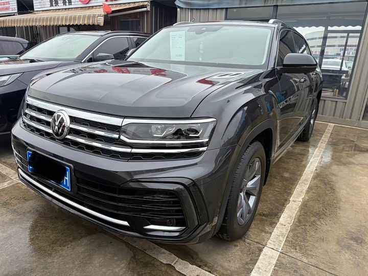 Фото 1 - Volkswagen Teramont X