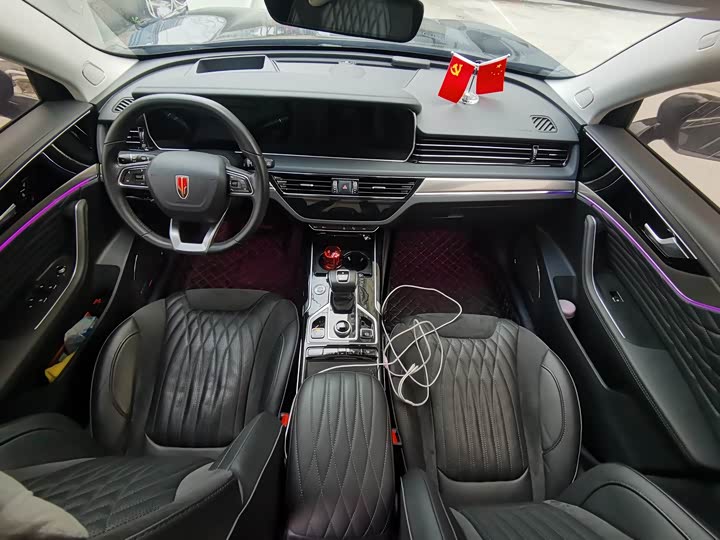 Photo 9 - Hongqi HS5