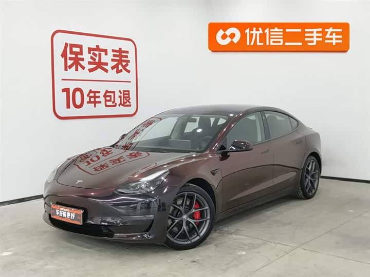 Фото 1 - Tesla Model 3