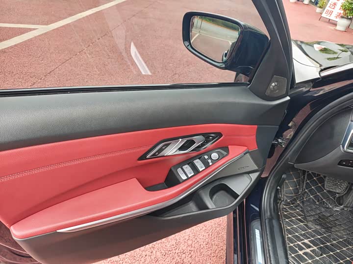 Фото 5 - BMW 3 Series