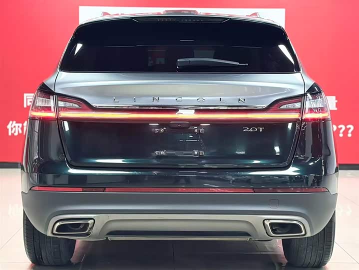 Фото 5 - Lincoln Nautilus