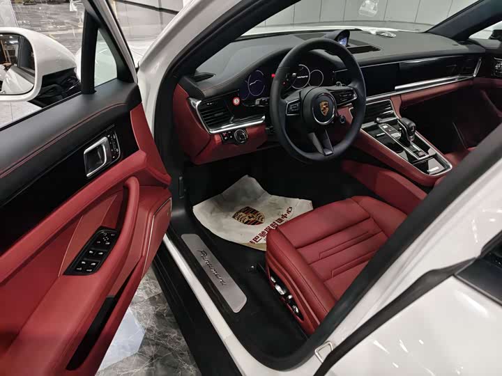 Фото 4 - Porsche Panamera