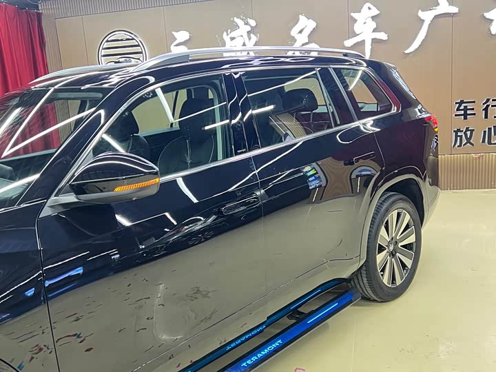 Photo 4 - Volkswagen Teramont Pro