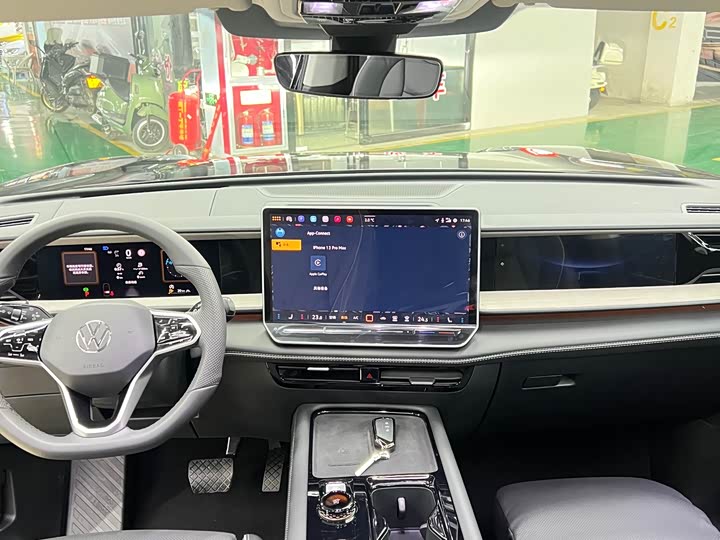 Photo 8 - Volkswagen Teramont Pro