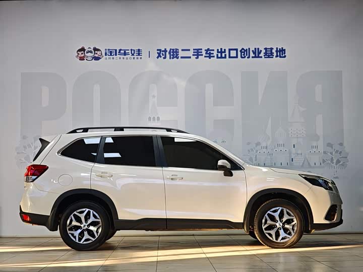 Фото 4 - Subaru Forester