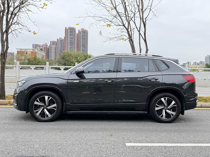 Photo 4 - Volkswagen Tayron GTE Hybrid