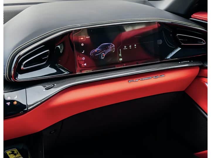 Фото 13 - Ferrari Purosangue