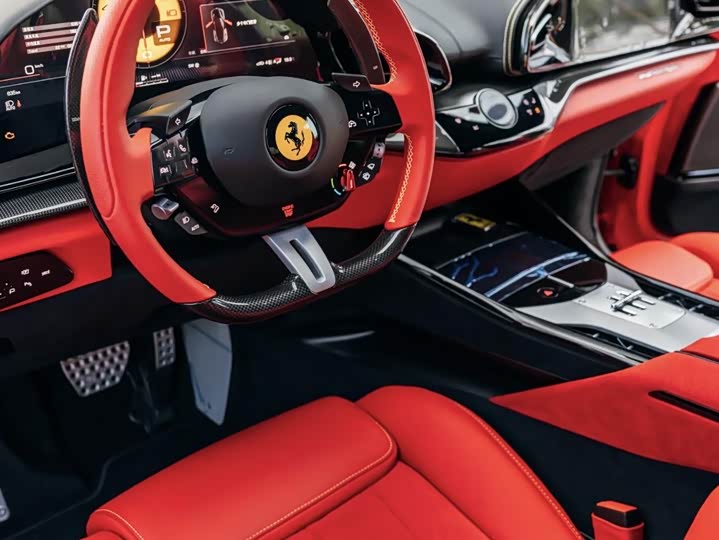 Фото 9 - Ferrari Purosangue