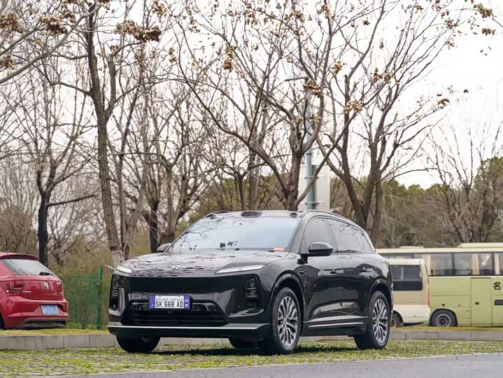 Фото 1 - Nio ES6