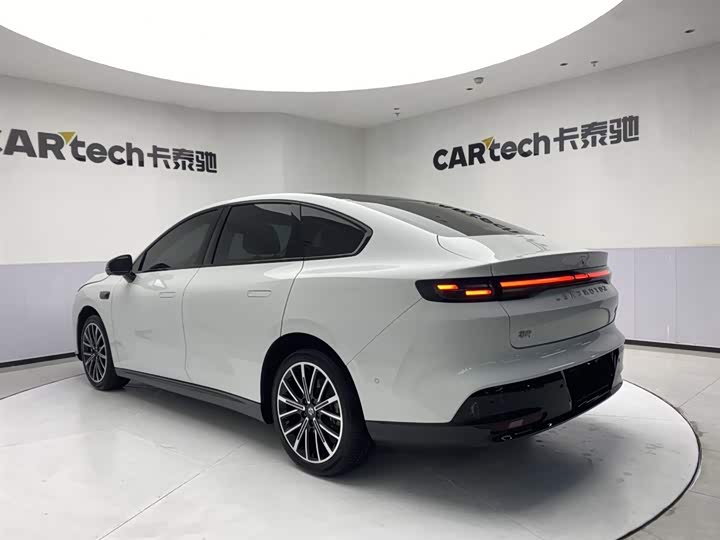 Photo 7 - Leapmotor B01