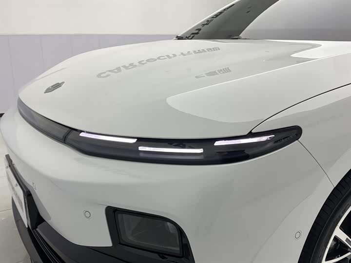 Photo 9 - Leapmotor B01