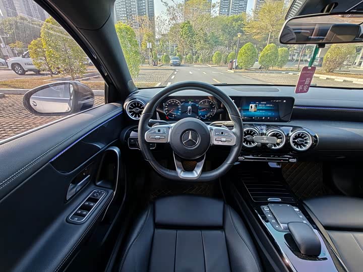 Фото 7 - Mercedes-Benz A-Class