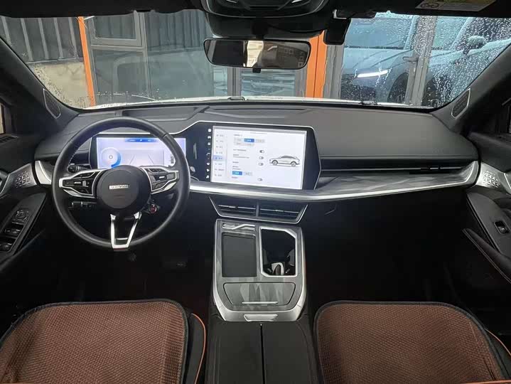 Фото 5 - Haval F7 (Monster)