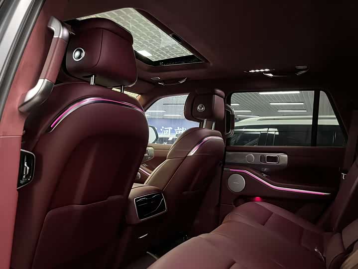 Фото 8 - Tank 700 Hybrid