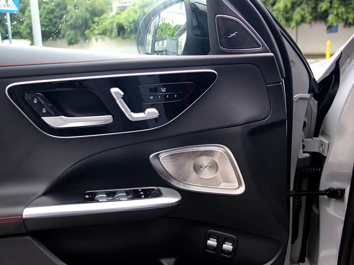 Фото 7 - Mercedes-Benz C-Class AMG Hybrid