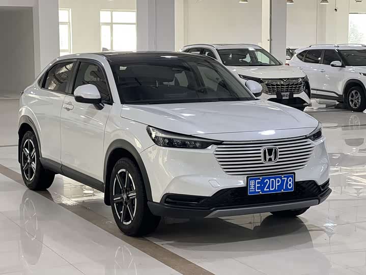 Фото 3 - Honda Vezel