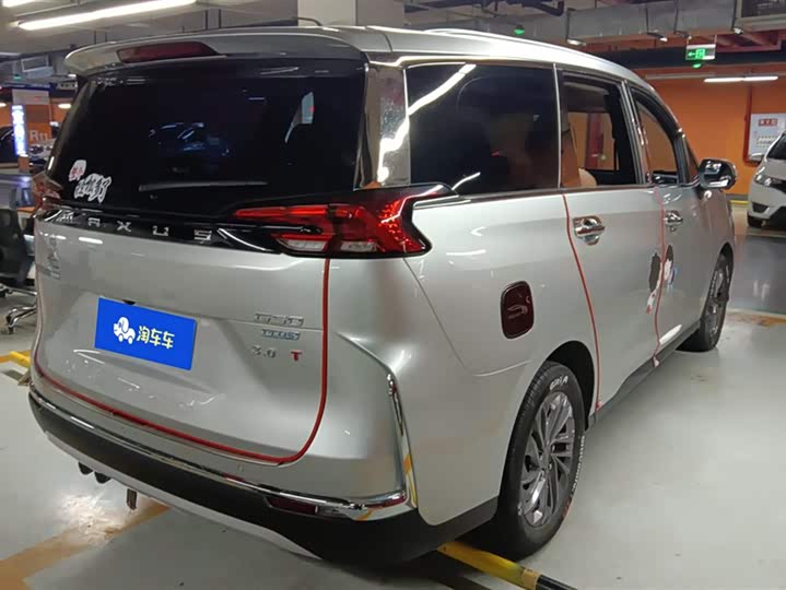 Фото 3 - Maxus G50