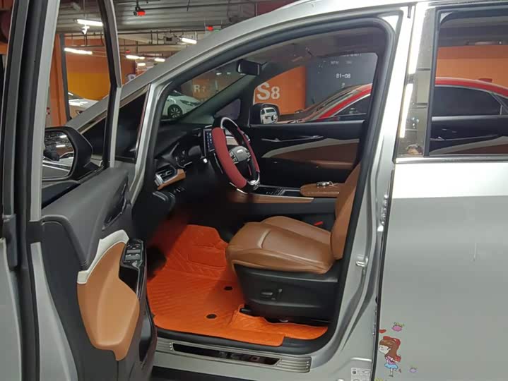 Фото 9 - Maxus G50