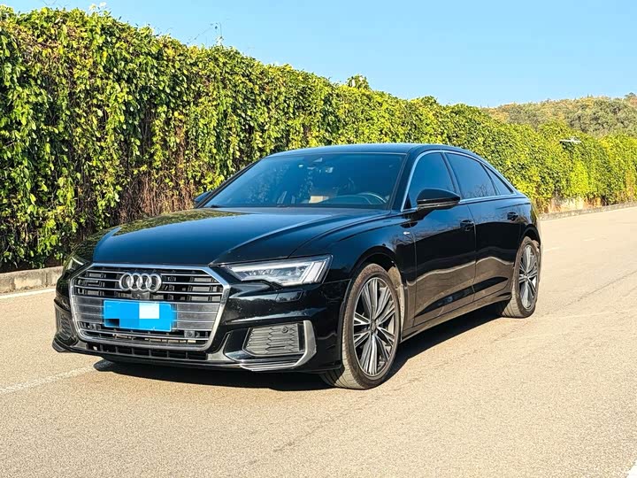 Photo 1 - Audi A6L