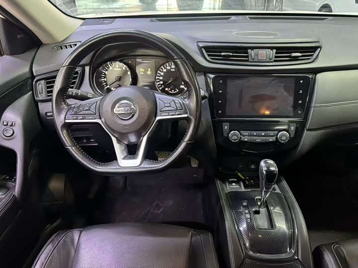 Photo 5 - Nissan X-Trail