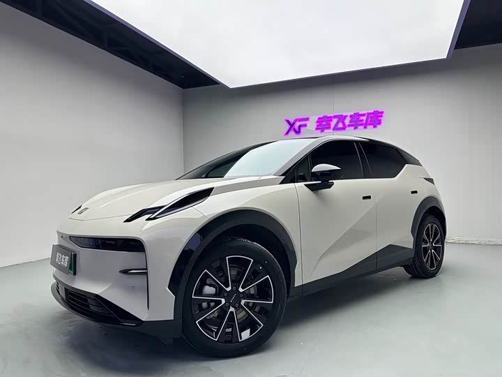 Фото 1 - Zeekr X