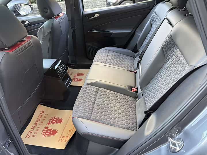 Фото 8 - Volkswagen ID.4 X