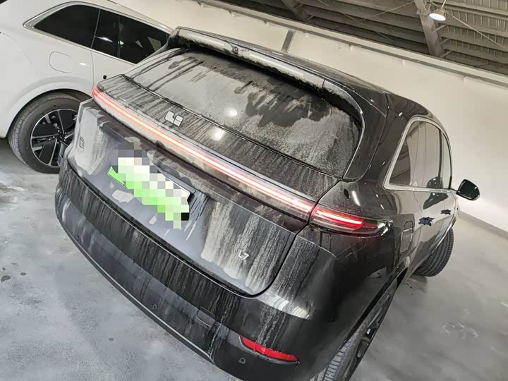 Фото 8 - LiXiang L7