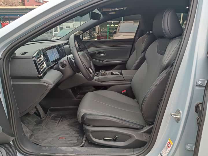 Фото 7 - BYD Qin L