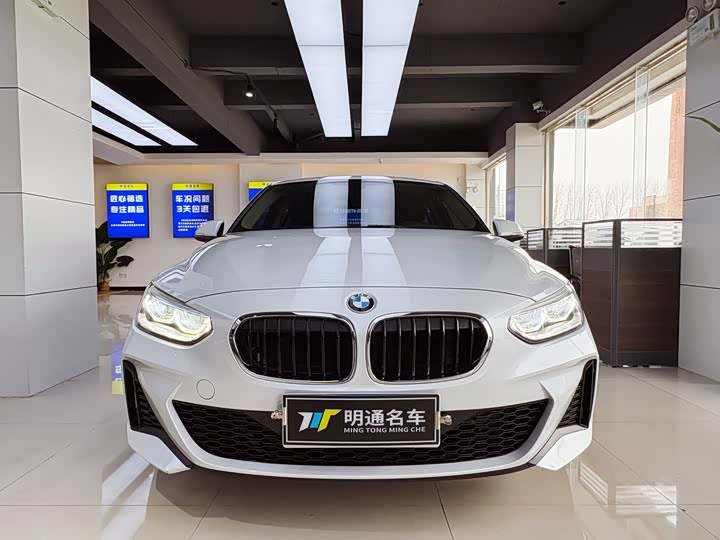 Фото 2 - BMW 1 Series