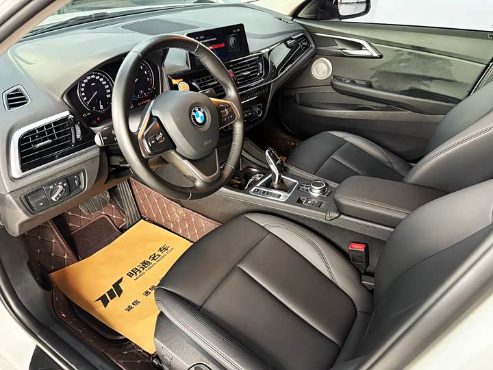 Фото 7 - BMW 1 Series