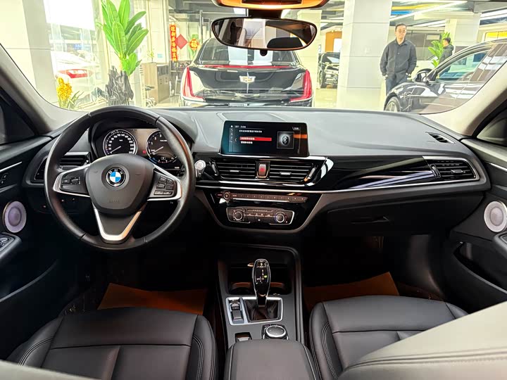 Фото 8 - BMW 1 Series