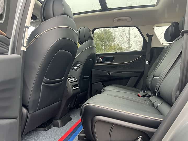 Фото 9 - Chery Tiggo 9