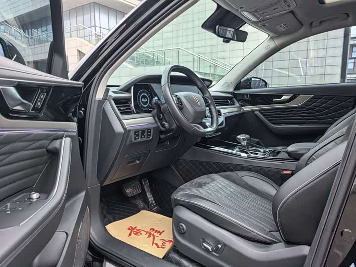 Photo 9 - Hongqi HS5