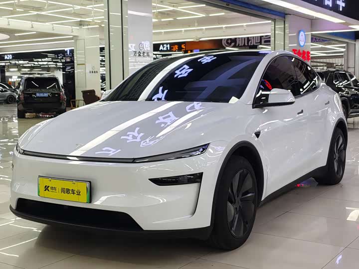 Фото 1 - Tesla Model Y