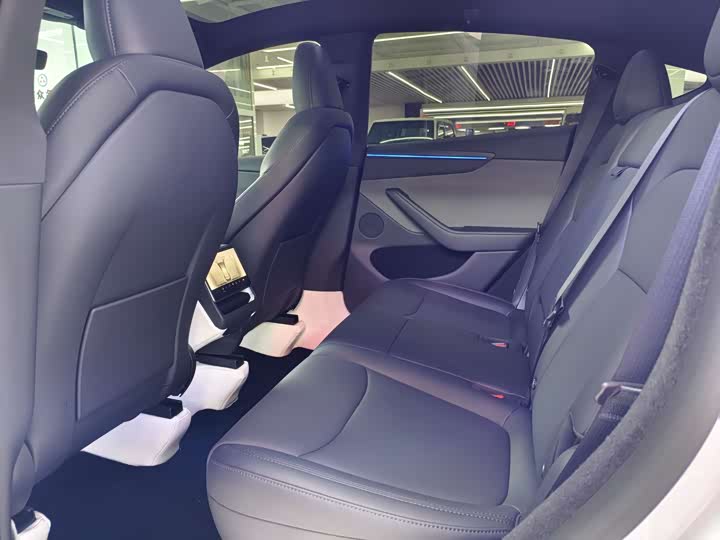 Фото 8 - Tesla Model Y