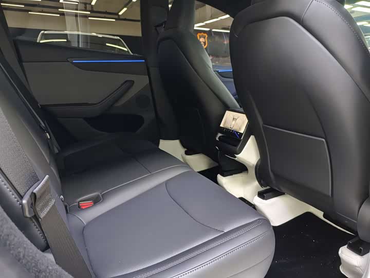 Фото 9 - Tesla Model Y