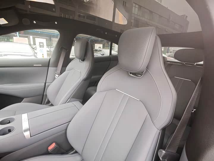 Photo 6 - Xiaomi YU7