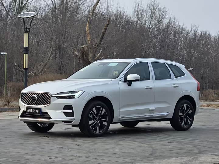 Фото 1 - Volvo XC60